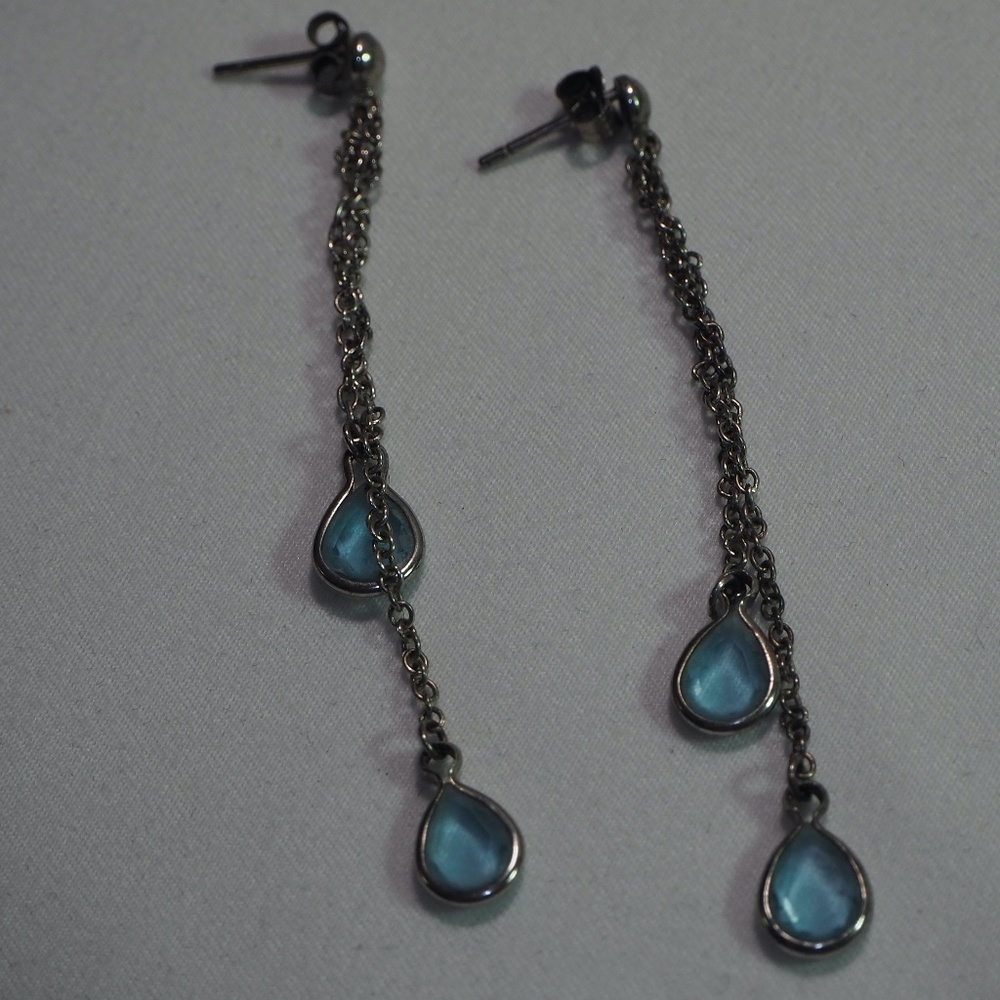 Blue drop earrings